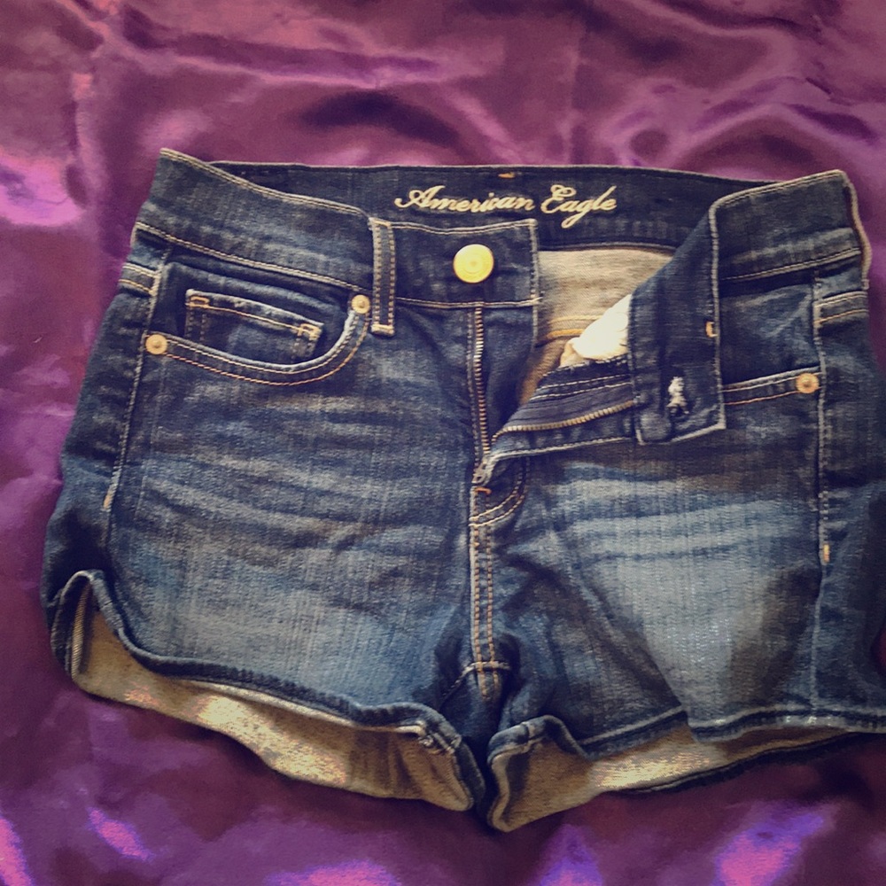 Dark blue jean shorts from American eagle